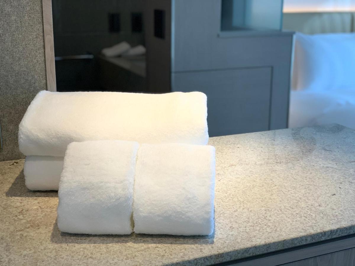 Zentis Osaka Otel Dış mekan fotoğraf Bath towels